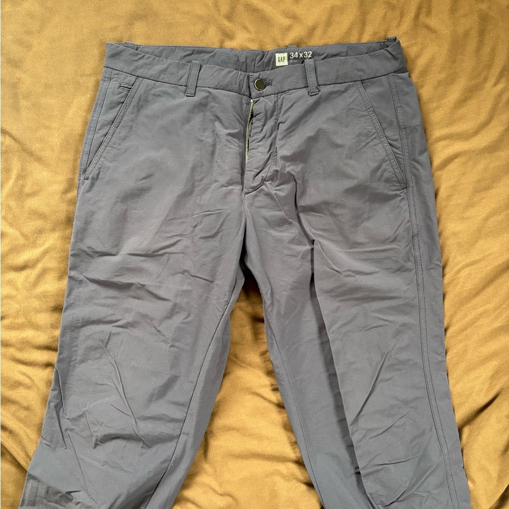 Gap 34/30 nylon pants.